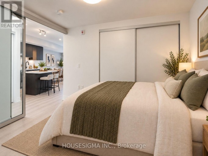 212 - 408 BROWN LINE, Toronto (Alderwood), Ontario, M8Z0G5
