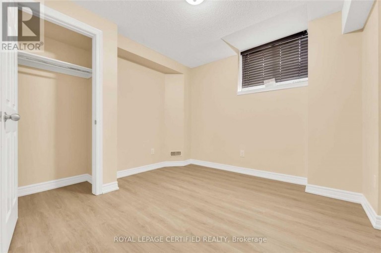 17 - 1380 COSTIGAN ROAD, Milton (CL Clarke), Ontario, L9T8L2