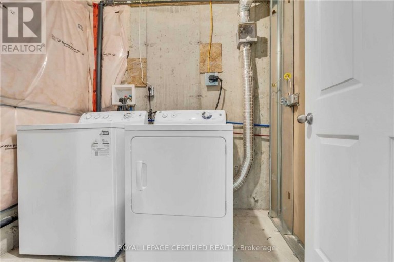 17 - 1380 COSTIGAN ROAD, Milton (CL Clarke), Ontario, L9T8L2