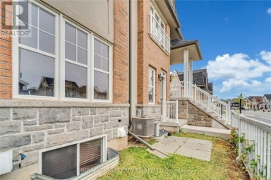 17 - 1380 COSTIGAN ROAD Milton (CL Clarke) Ontario photo 3