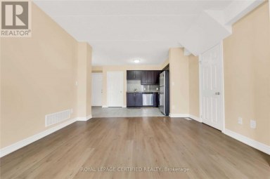 17 - 1380 COSTIGAN ROAD Milton (CL Clarke) Ontario photo 7