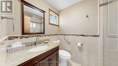 30 CLUBHOUSE COURT Toronto (Glenfield-Jane Heights) Ontario photo 20