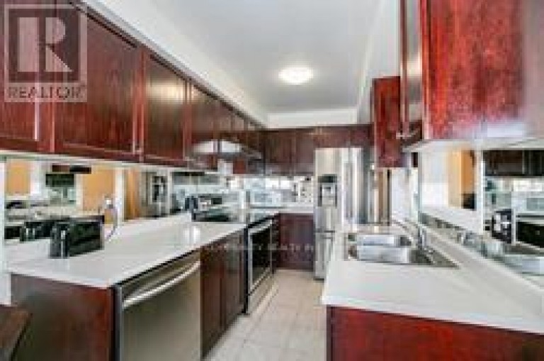 91 - 6399 SPINNAKER CIRCLE, Mississauga (Meadowvale Village), Ontario, L5W1Z5