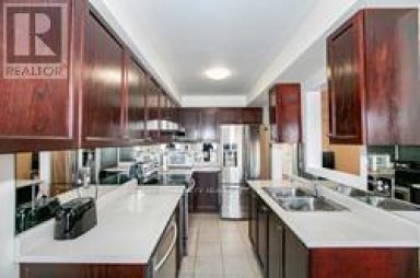 91 - 6399 SPINNAKER CIRCLE Mississauga (Meadowvale Village) Ontario photo 9