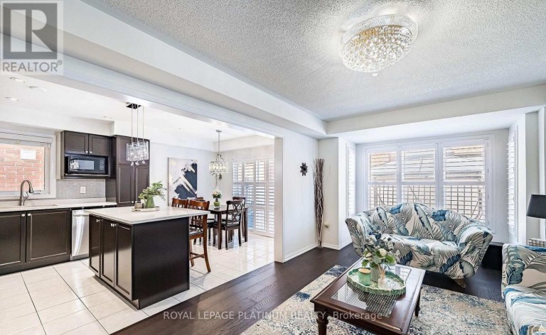 43 ARKWRIGHT DRIVE, Brampton (Northwest Brampton), Ontario, L7A0V2