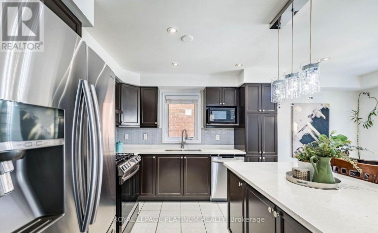 43 ARKWRIGHT DRIVE, Brampton (Northwest Brampton), Ontario, L7A0V2