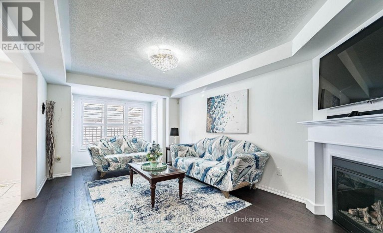 43 ARKWRIGHT DRIVE, Brampton (Northwest Brampton), Ontario, L7A0V2