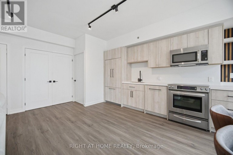 LPH01 - 21 NELSON STREET, Toronto (Waterfront Communities), Ontario, M5V3H9