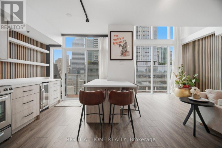 LPH01 - 21 NELSON STREET, Toronto (Waterfront Communities), Ontario, M5V3H9