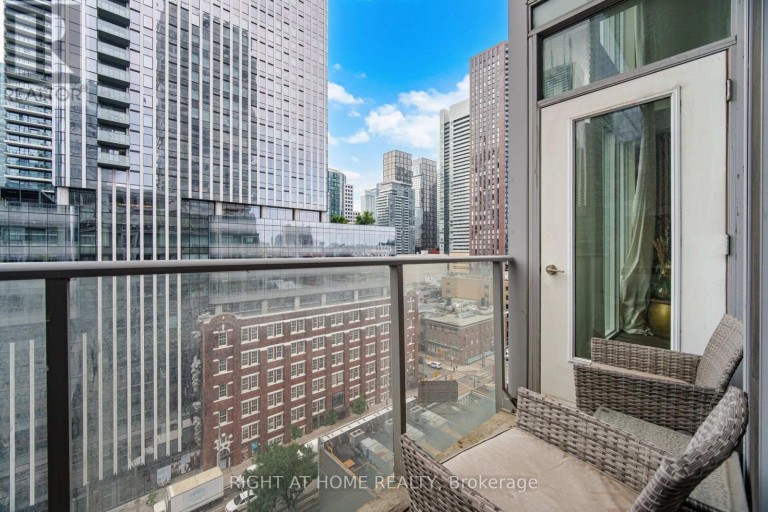 LPH01 - 21 NELSON STREET, Toronto (Waterfront Communities), Ontario, M5V3H9