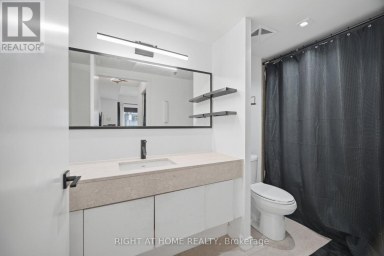 LPH01 - 21 NELSON STREET Toronto (Waterfront Communities) Ontario photo 33