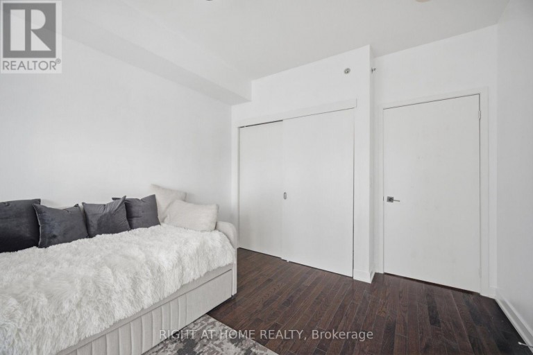 LPH01 - 21 NELSON STREET, Toronto (Waterfront Communities), Ontario, M5V3H9