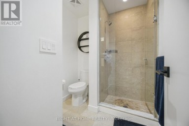 LPH01 - 21 NELSON STREET Toronto (Waterfront Communities) Ontario photo 38
