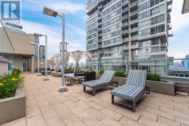 LPH01 - 21 NELSON STREET, Toronto (Waterfront Communities), Ontario, M5V3H9