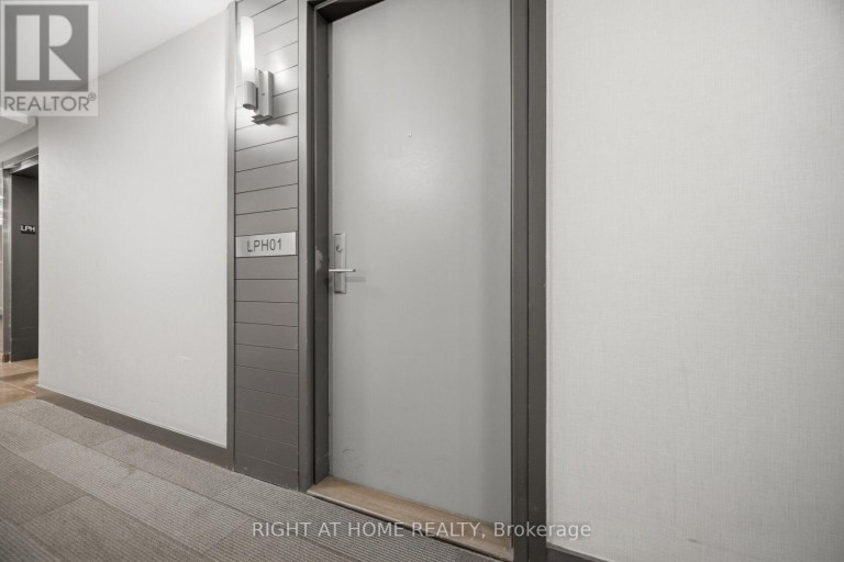 LPH01 - 21 NELSON STREET, Toronto (Waterfront Communities), Ontario, M5V3H9