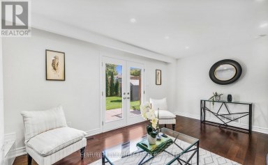 17 CHOPIN COURT Whitby (Lynde Creek) Ontario photo 4