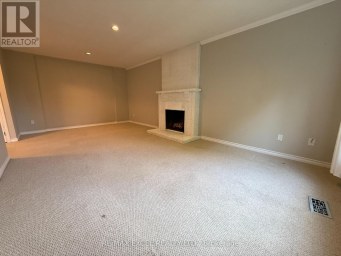 LOWER - 197 LANCASTER AVENUE Newmarket (Bristol-London) Ontario photo 3