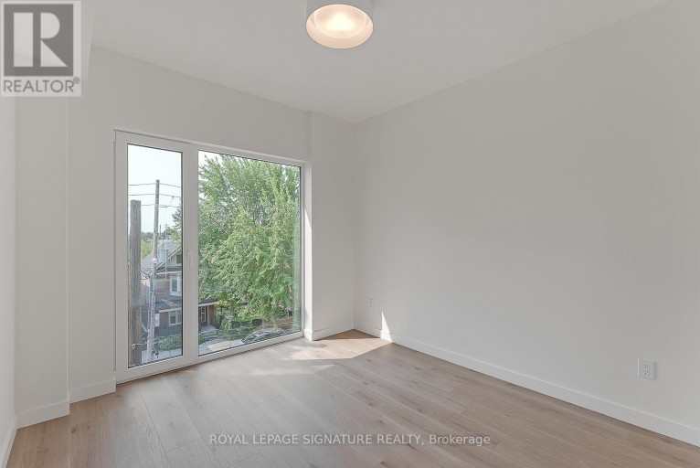 4 - 1254 DAVENPORT ROAD, Toronto (Corso Italia-Davenport), Ontario, M6H2G9