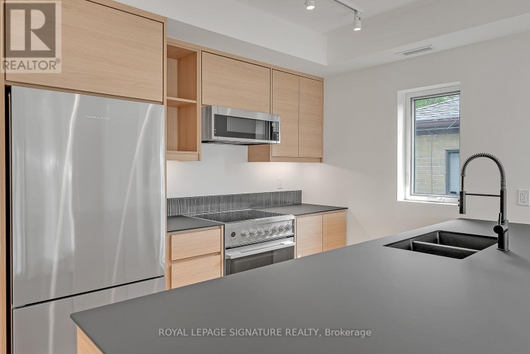 4 - 1254 DAVENPORT ROAD, Toronto (Corso Italia-Davenport), Ontario, M6H2G9