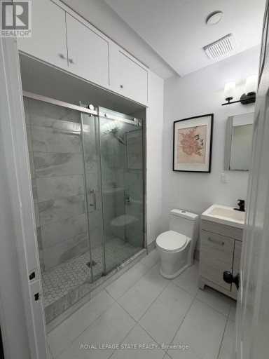 3 - 85 WILSON STREET, Hamilton (Beasley), Ontario, L8R1C7