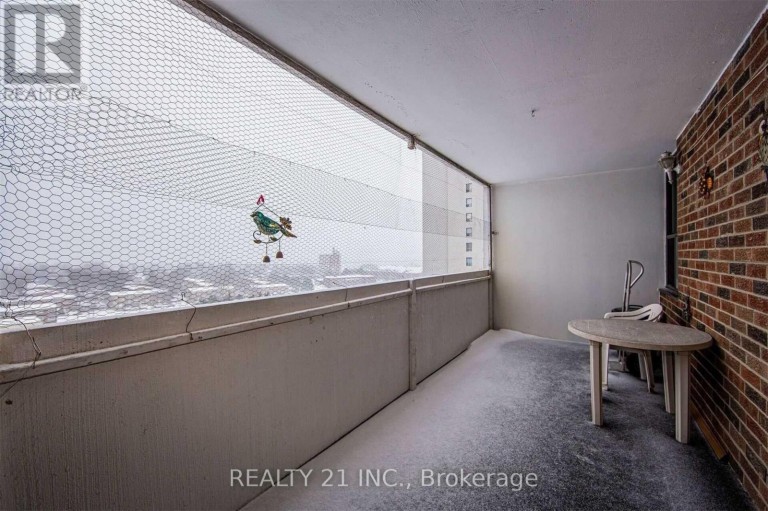 811 - 25 SUNRISE AVENUE S, Toronto (Victoria Village), Ontario, M4A2S2