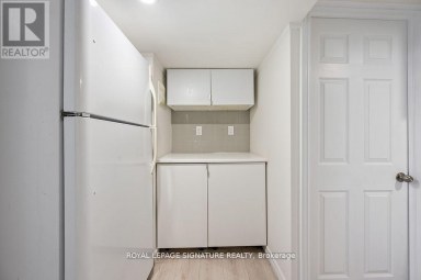 124 HOMEWOOD AVENUE Toronto (Newtonbrook West) Ontario photo 29