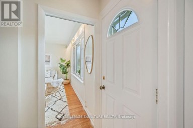 124 HOMEWOOD AVENUE Toronto (Newtonbrook West) Ontario photo 4
