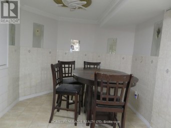 10 PINE BOUGH MANOR Richmond Hill (Devonsleigh) Ontario photo 8