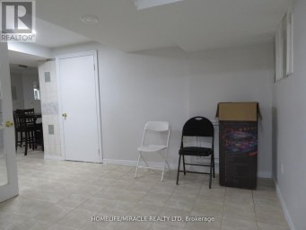 10 PINE BOUGH MANOR Richmond Hill (Devonsleigh) Ontario photo 9