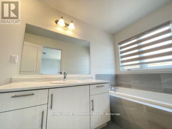 142 SHEPHERD DRIVE Barrie Ontario photo 22