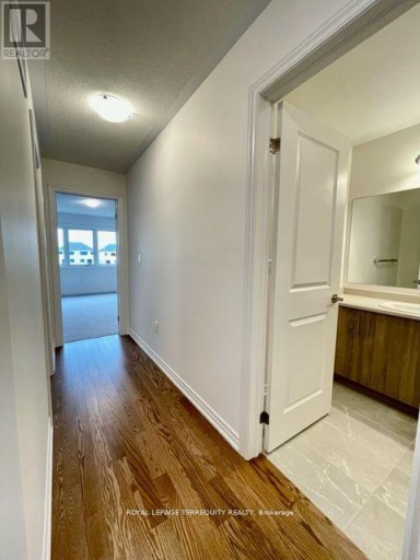 142 SHEPHERD DRIVE, Barrie, Ontario, L9J0P9