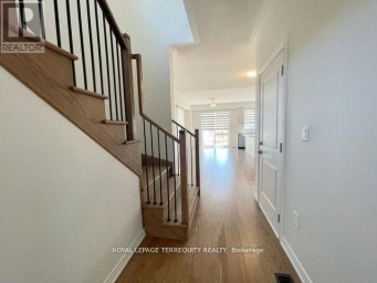 142 SHEPHERD DRIVE Barrie Ontario photo 4