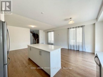 142 SHEPHERD DRIVE Barrie Ontario photo 8
