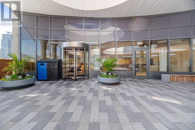 308 - 5105 HURONTARIO STREET Mississauga (Hurontario) Ontario photo 2