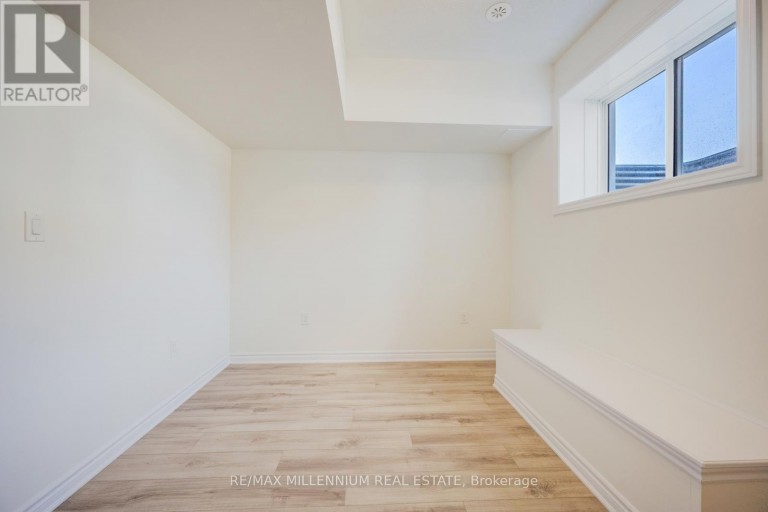 MAIN - 50 THORNBIRD CRESCENT, Brampton (Northwest Brampton), Ontario, L7A0B8