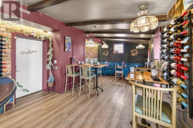 200 - 151 QUEEN STREET S Mississauga (Streetsville) Ontario photo 1
