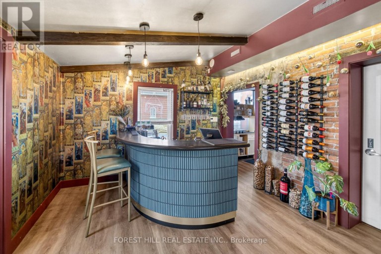 200 - 151 QUEEN STREET S, Mississauga (Streetsville), Ontario, L5M1L1