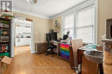 FRONT - 66 QUEEN STREET S Thorold (Thorold Downtown) Ontario photo 5