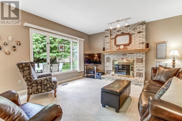 462 AMBLESIDE DRIVE, London North (North A), Ontario, N6G4W9