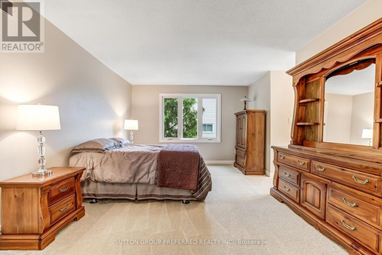 462 AMBLESIDE DRIVE, London North (North A), Ontario, N6G4W9