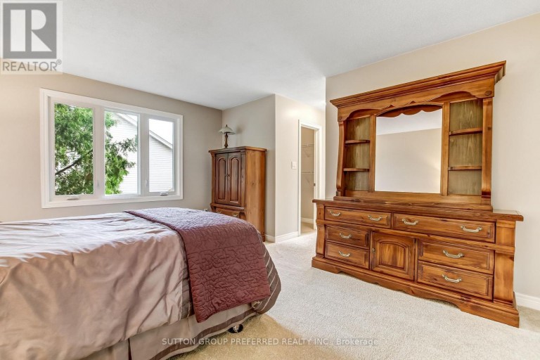 462 AMBLESIDE DRIVE, London North (North A), Ontario, N6G4W9