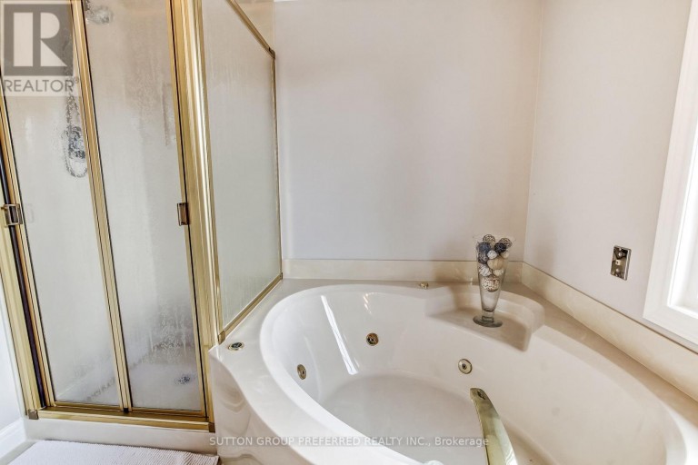 462 AMBLESIDE DRIVE, London North (North A), Ontario, N6G4W9