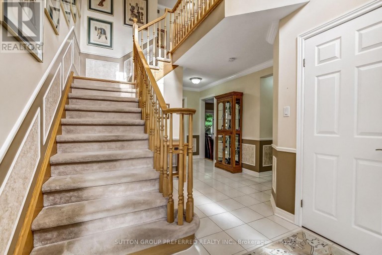 462 AMBLESIDE DRIVE, London North (North A), Ontario, N6G4W9