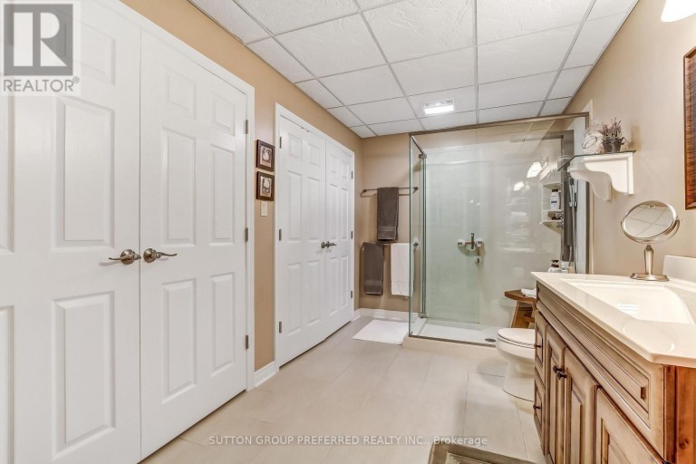 462 AMBLESIDE DRIVE, London North (North A), Ontario, N6G4W9