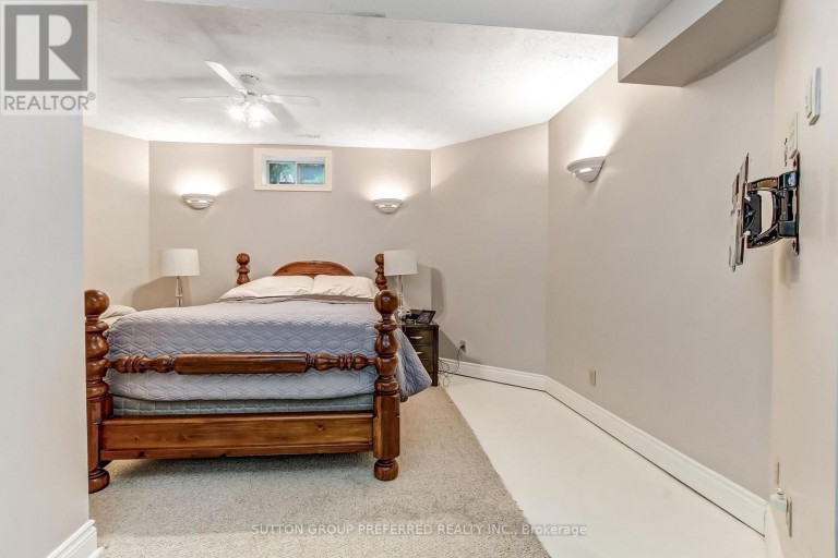 462 AMBLESIDE DRIVE, London North (North A), Ontario, N6G4W9