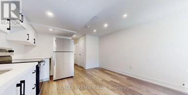 LOWER - 208 MCROBERTS AVENUE W Toronto (Corso Italia-Davenport) Ontario photo 7