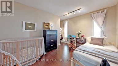 1110 - 80 CUMBERLAND STREET Toronto (Annex) Ontario photo 8