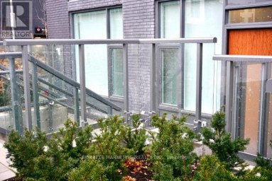 111 - 25 ADRA GRADO WAY Toronto (Bayview Village) Ontario photo 2