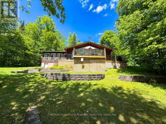 17 LIZZIE'S LANE McKellar Ontario photo 1