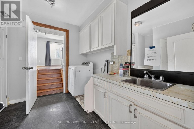 160 LAFONTAINE ROAD W, Tiny, Ontario, L9M0H1